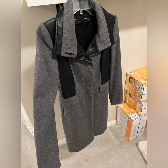 Dark Grey Coat - Picture 3 of 4